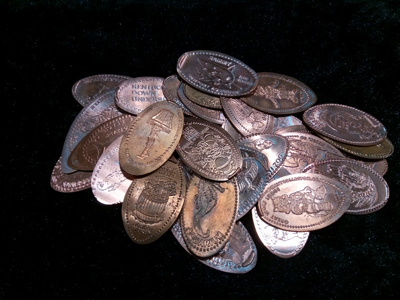 Pressed Penny Collector Book: Pile of Pressed Pennies with Pressed Penny  Machine